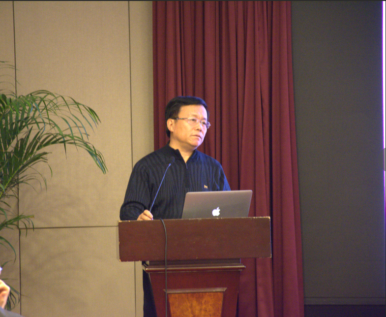 1545795392714027728.png 2 孙建军经理发表演讲.png
